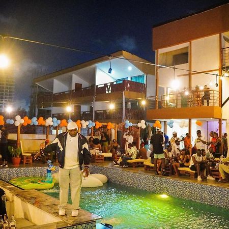 Vogue Beach Resort Lagos Bagian luar foto