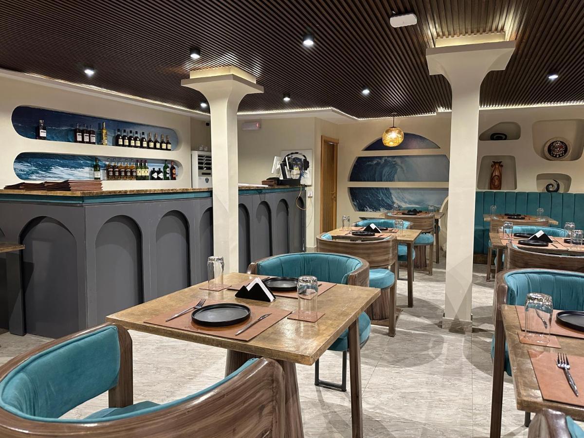 Vogue Beach Resort Lagos Bagian luar foto