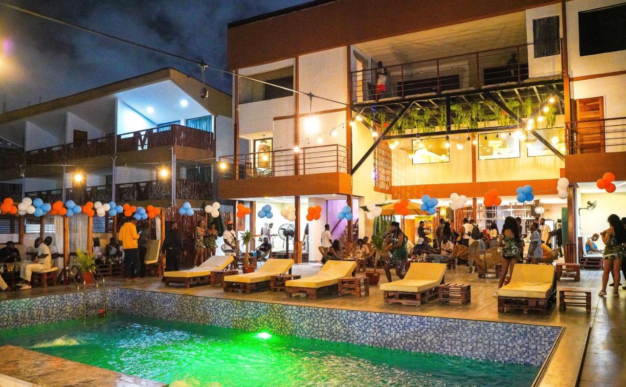 Vogue Beach Resort Lagos Bagian luar foto